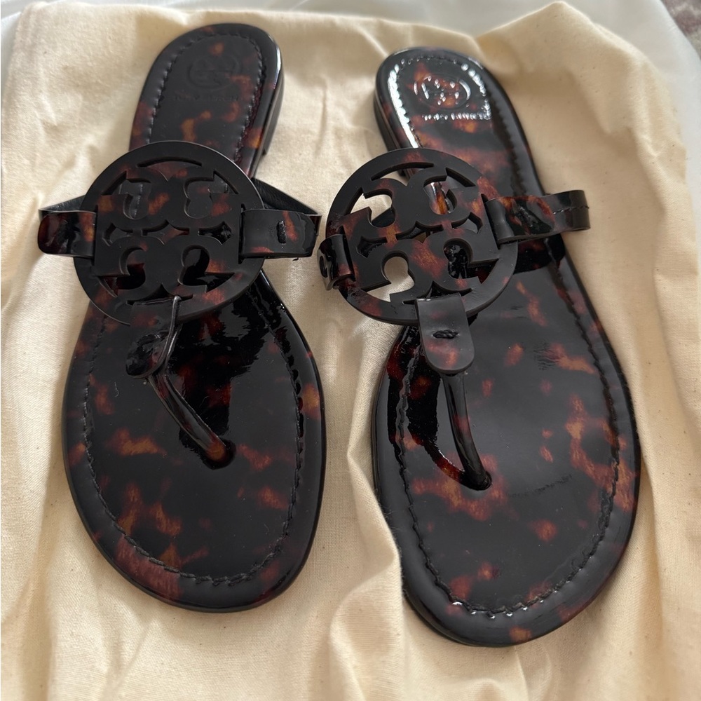 Tory Burch miller sandal in color Tortoise Patent
